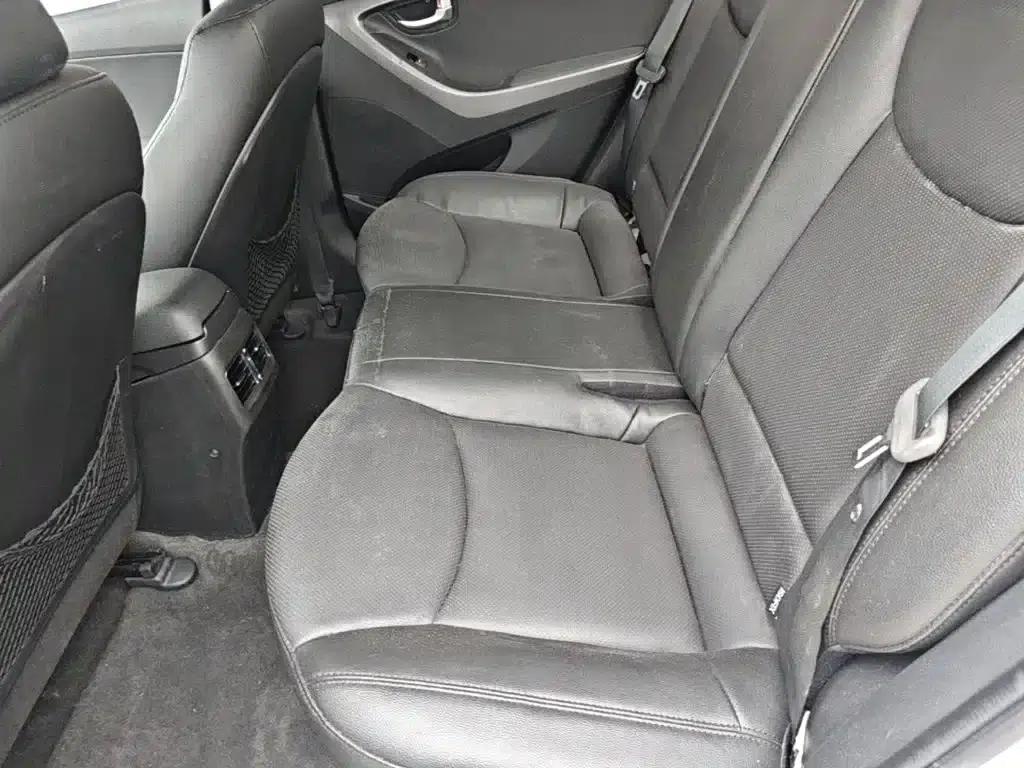Hyundai Elantra 2015 1.6L Automatic Premium Edition — миниатюра 17