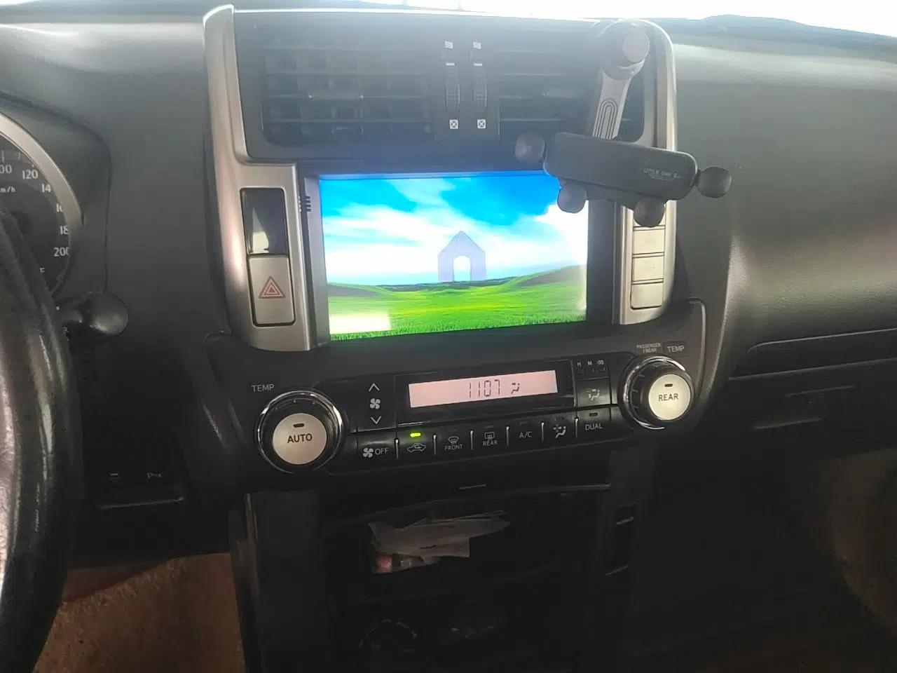Toyota Prado 2012 2.7L Automatic Middle East Version — миниатюра 13