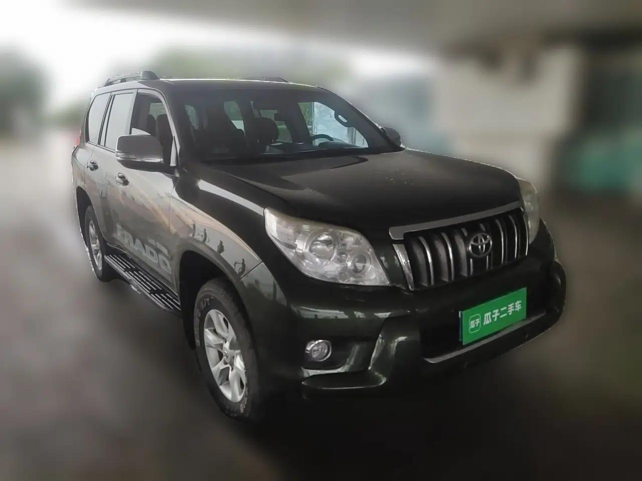 Toyota Prado 2012 2.7L Automatic Middle East Version — миниатюра 3