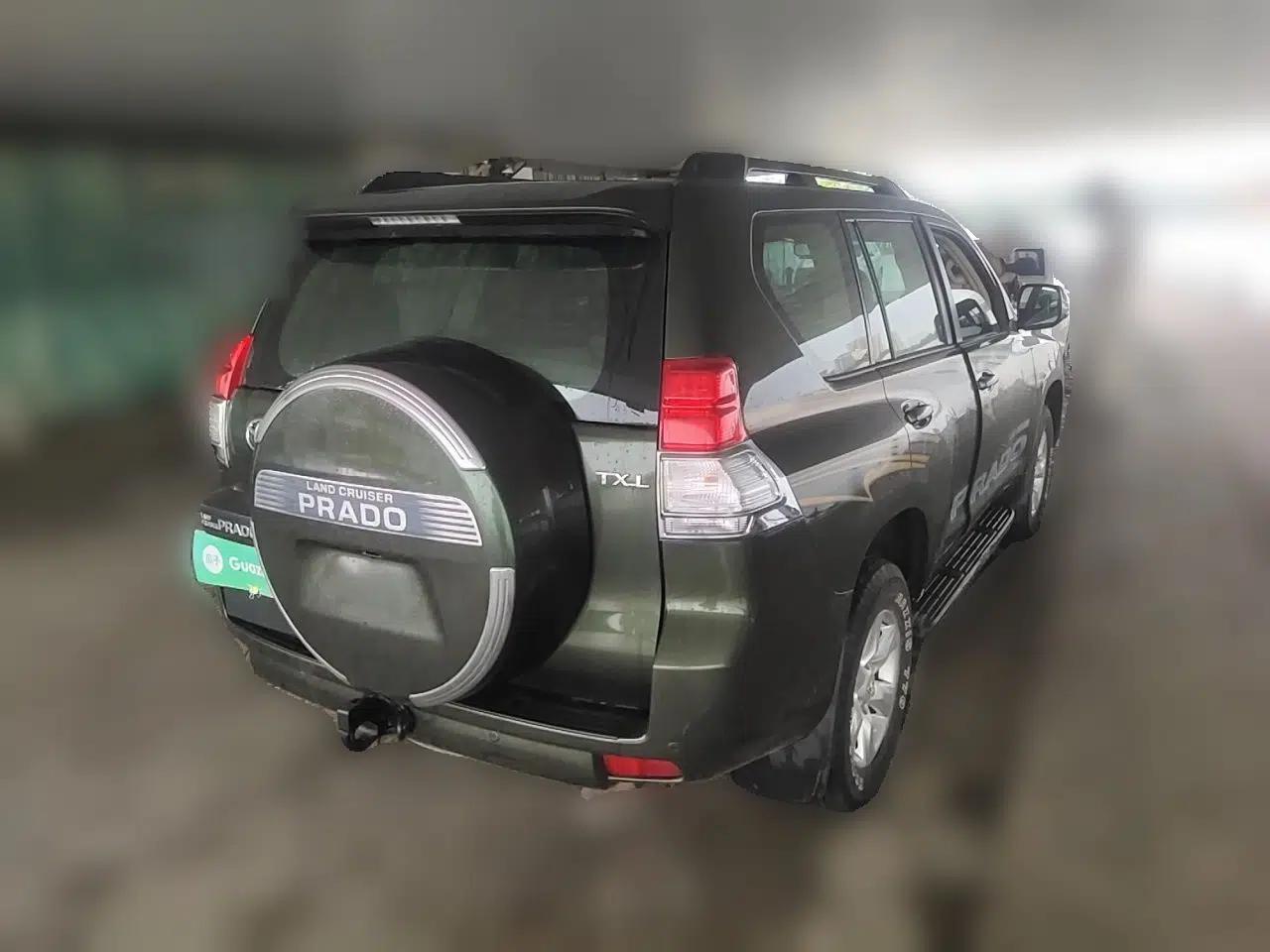 Toyota Prado 2012 2.7L Automatic Middle East Version — миниатюра 6