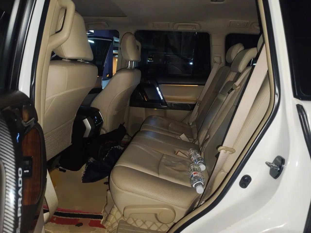 Toyota Prado 2010 4.0L Automatic VX — миниатюра 17