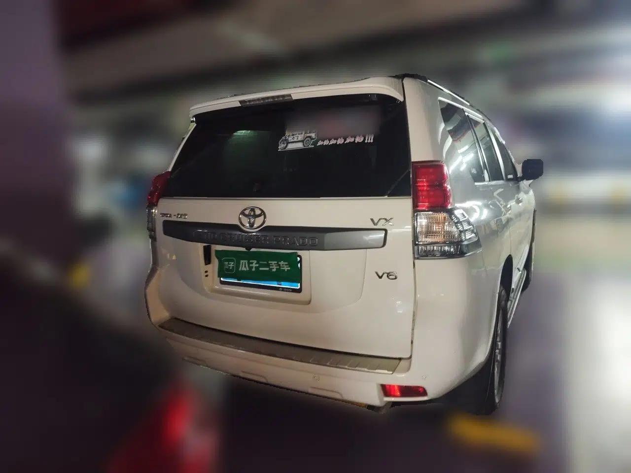 Toyota Prado 2010 4.0L Automatic VX — миниатюра 5