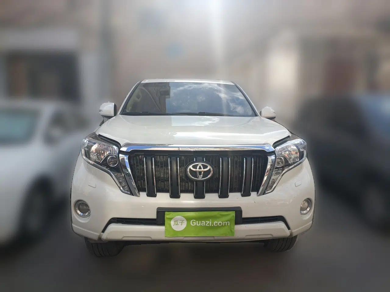 Toyota Prado 2014 2.7L Automatic Luxury Edition — миниатюра 2