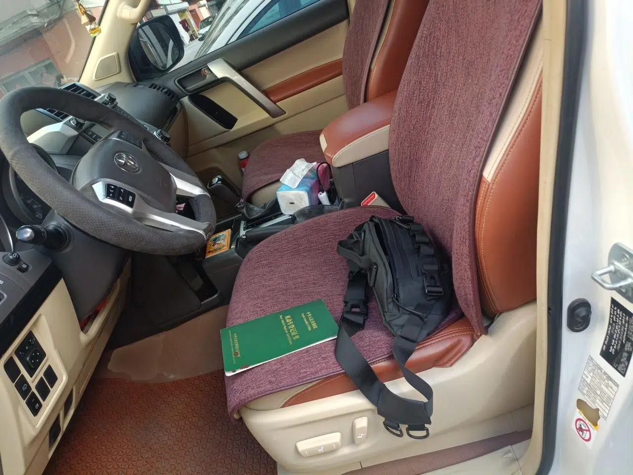 Toyota Prado 2014 2.7L Automatic Luxury Edition — миниатюра 15