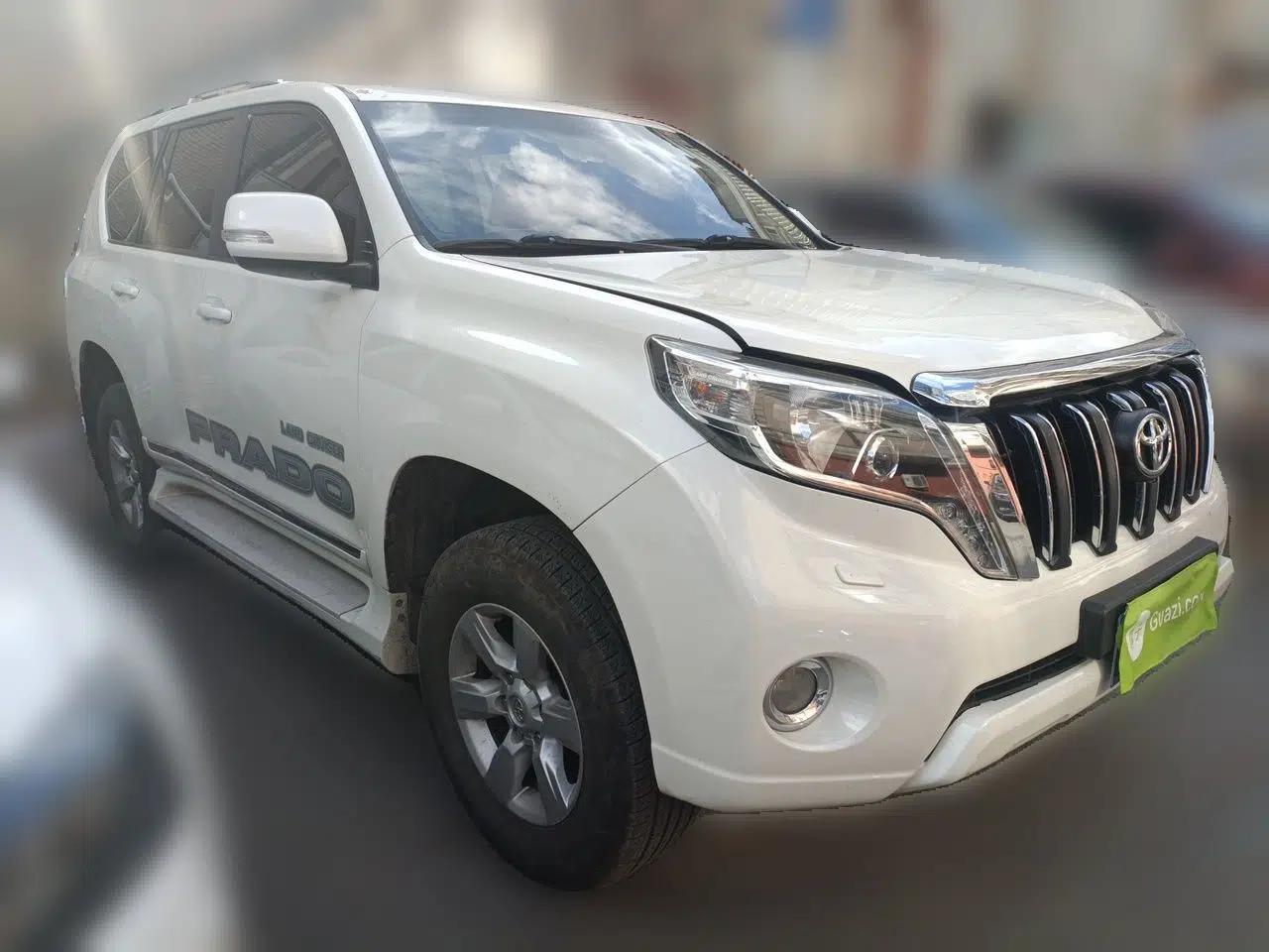 Toyota Prado 2014 2.7L Automatic Luxury Edition — миниатюра 3