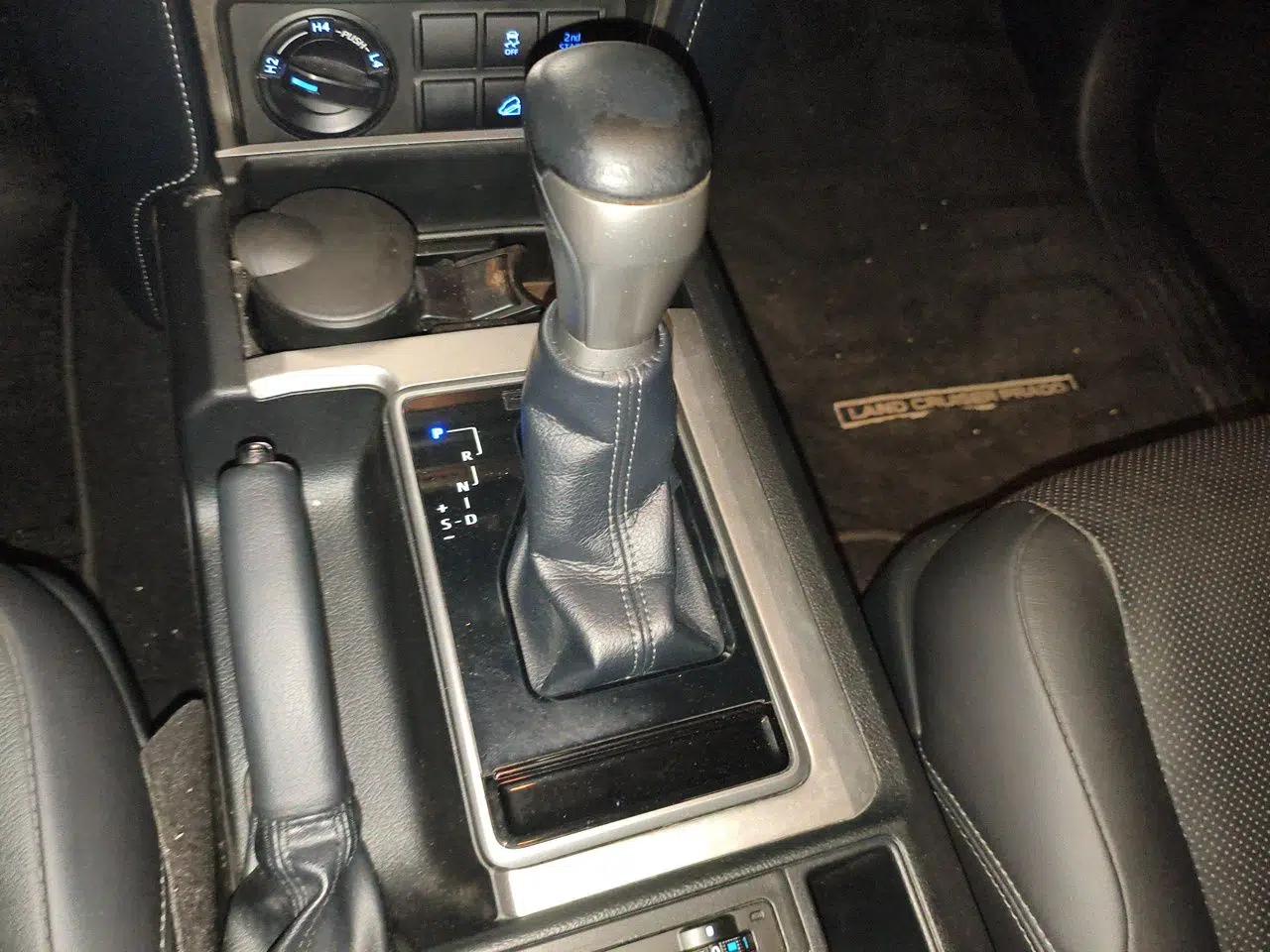 Toyota Prado 2018 3.5L Automatic TX-L — миниатюра 14