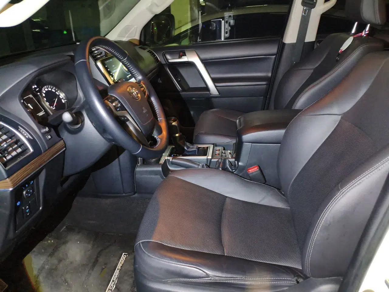Toyota Prado 2018 3.5L Automatic TX-L — миниатюра 15