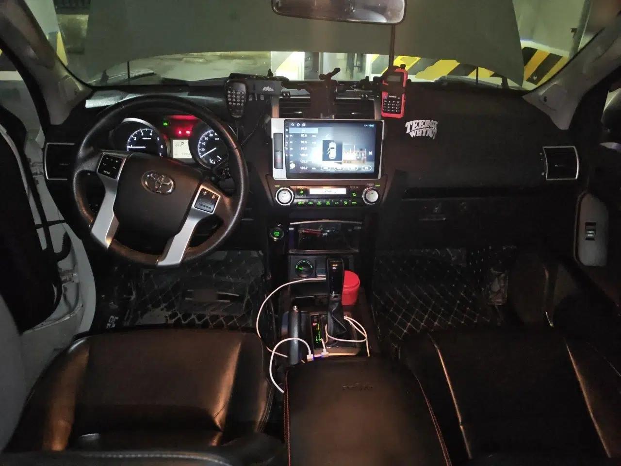 Toyota Prado 2016 2.7L Automatic Luxury Edition — миниатюра 9