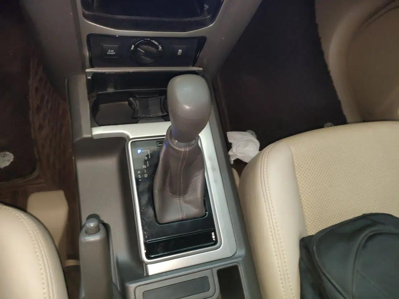 Toyota Prado 2018 Toyota Prado, parallel import, 2.7L automatic transmission — миниатюра 14