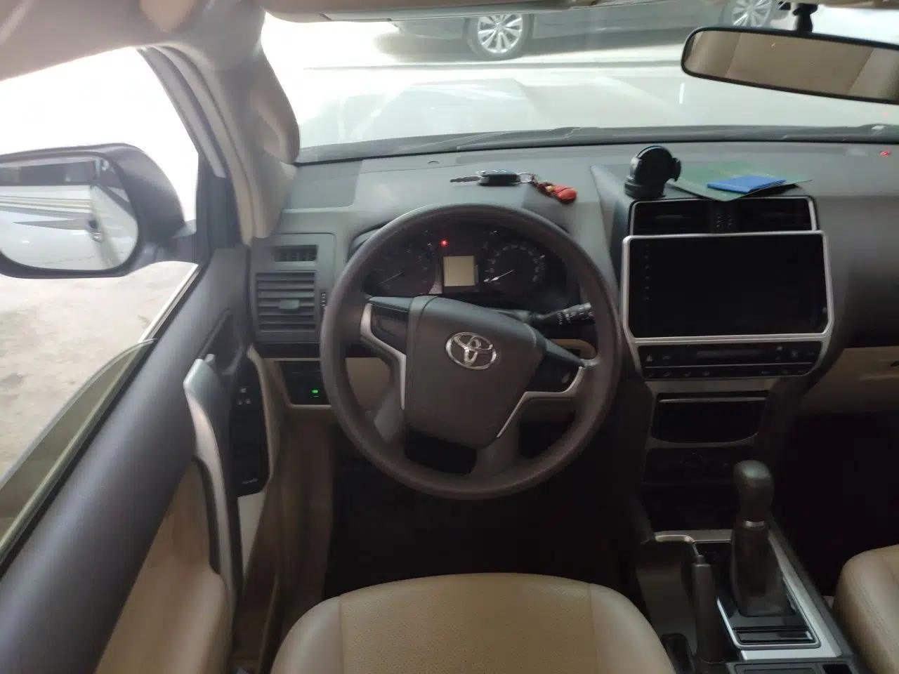 Toyota Prado 2018 Toyota Prado, parallel import, 2.7L automatic transmission — миниатюра 10