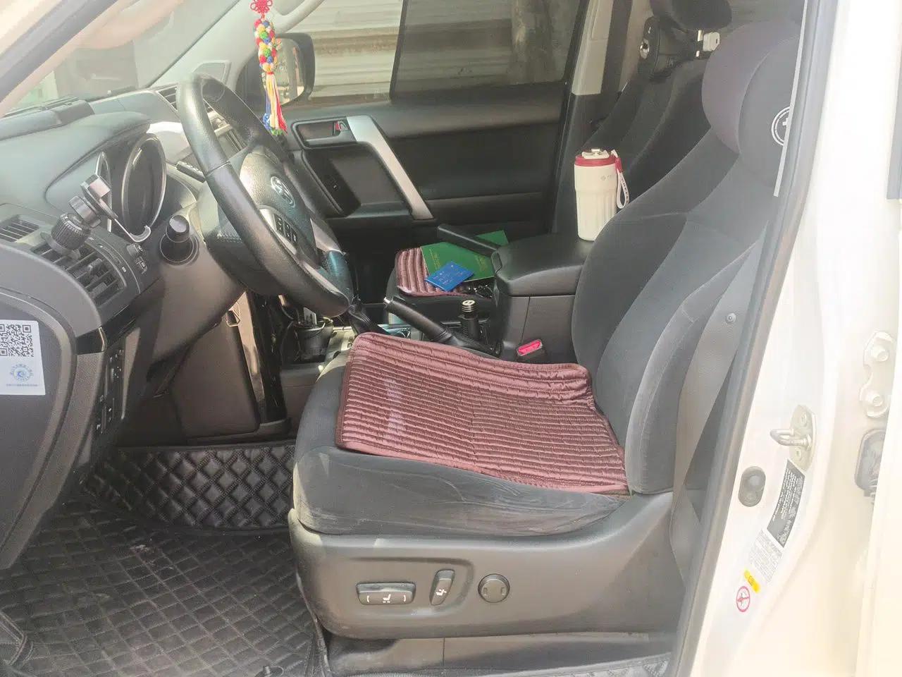 Toyota Prado Toyota Prado 2016, 2.7L automatic, sunroof, 9 airbags, Middle East specification — миниатюра 15