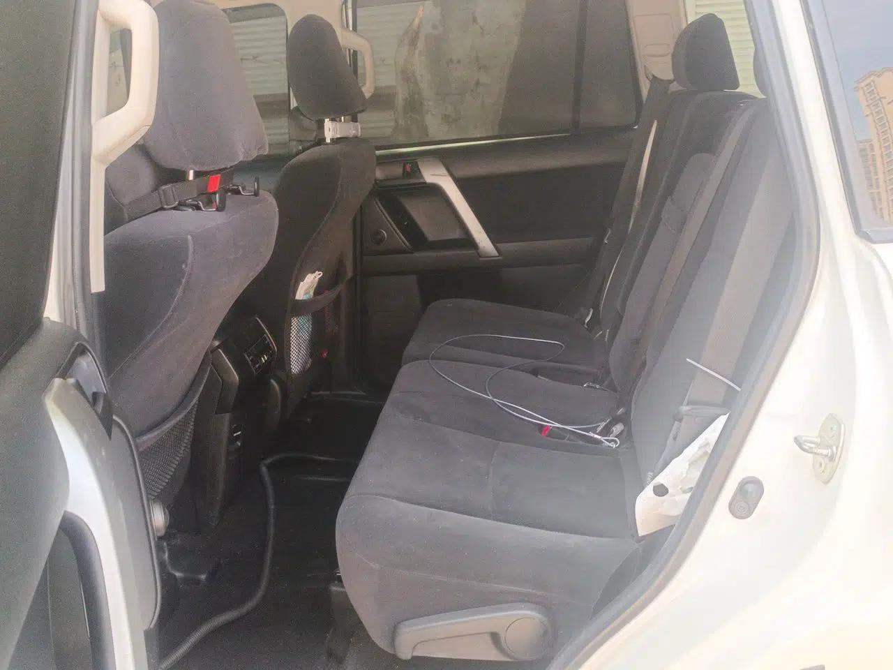 Toyota Prado Toyota Prado 2016, 2.7L automatic, sunroof, 9 airbags, Middle East specification — миниатюра 17
