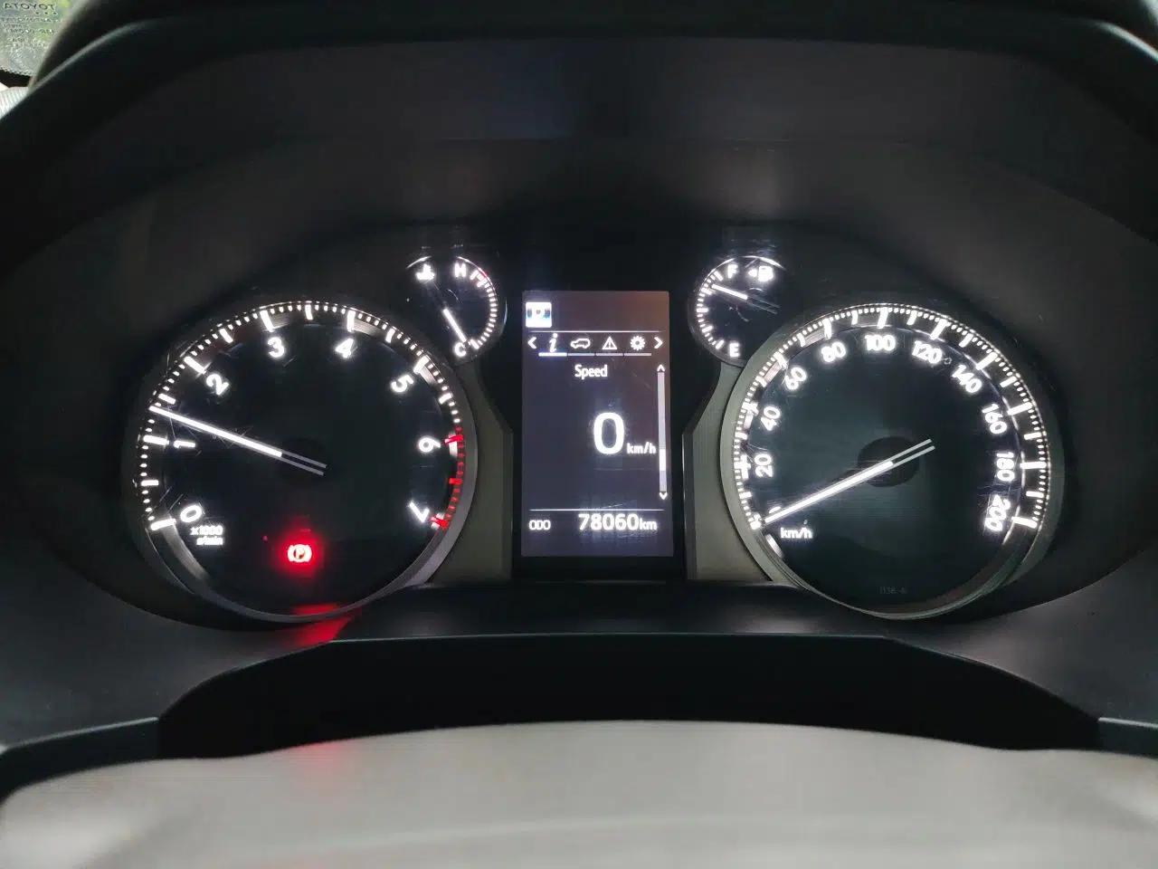 Toyota Prado Toyota Prado, automatic, 4.0-liter, 7 seats — миниатюра 11
