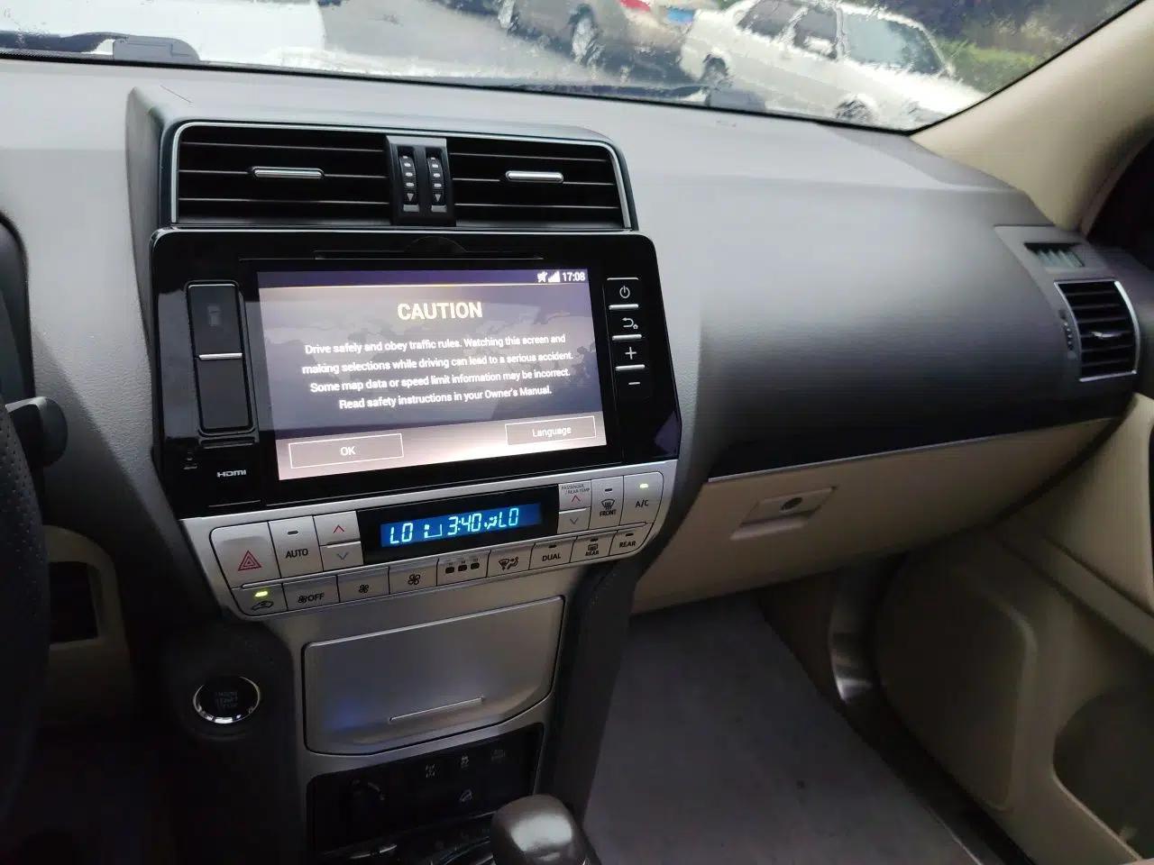 Toyota Prado Toyota Prado, automatic, 4.0-liter, 7 seats — миниатюра 13
