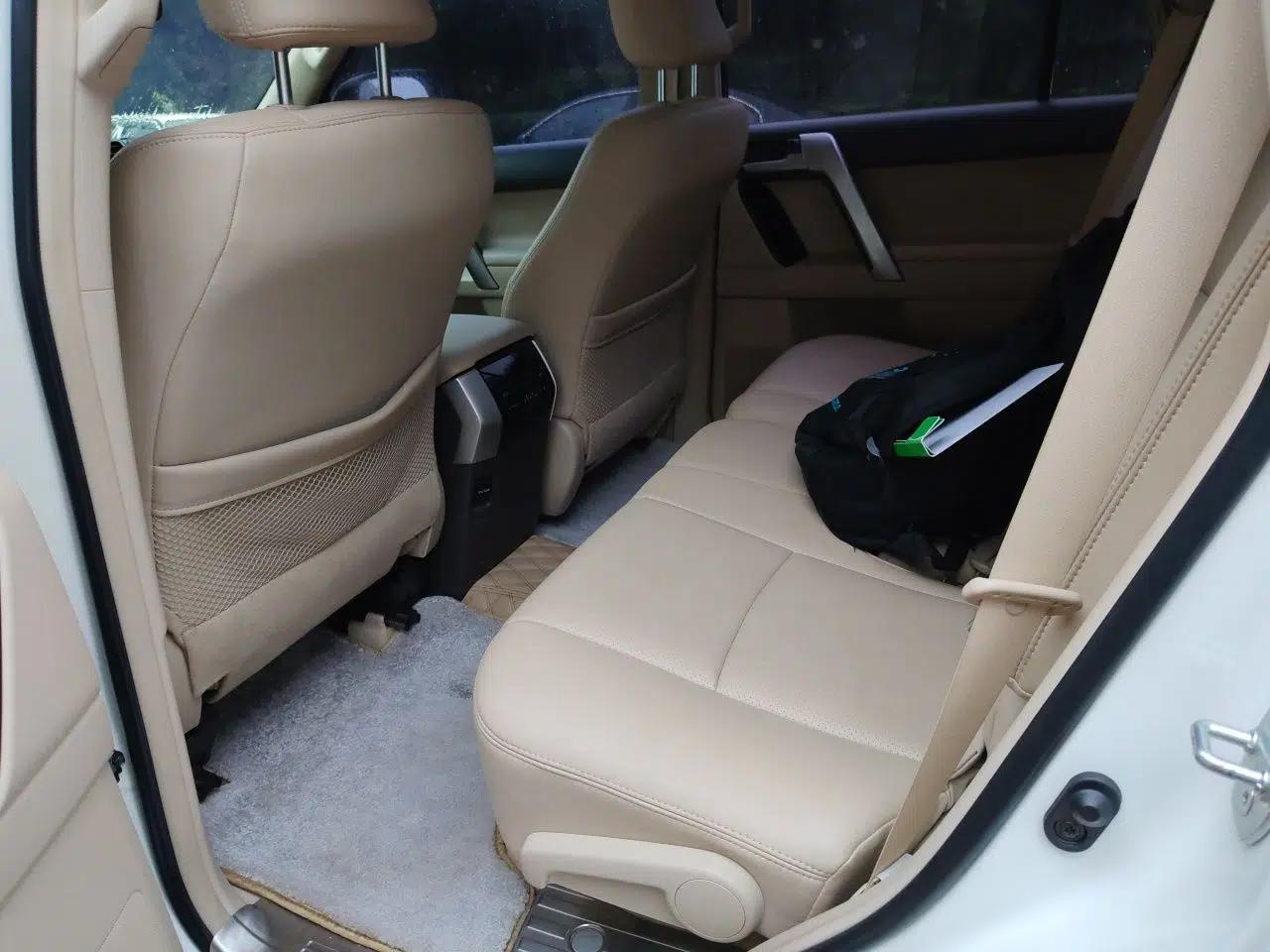 Toyota Prado Toyota Prado, automatic, 4.0-liter, 7 seats — миниатюра 17