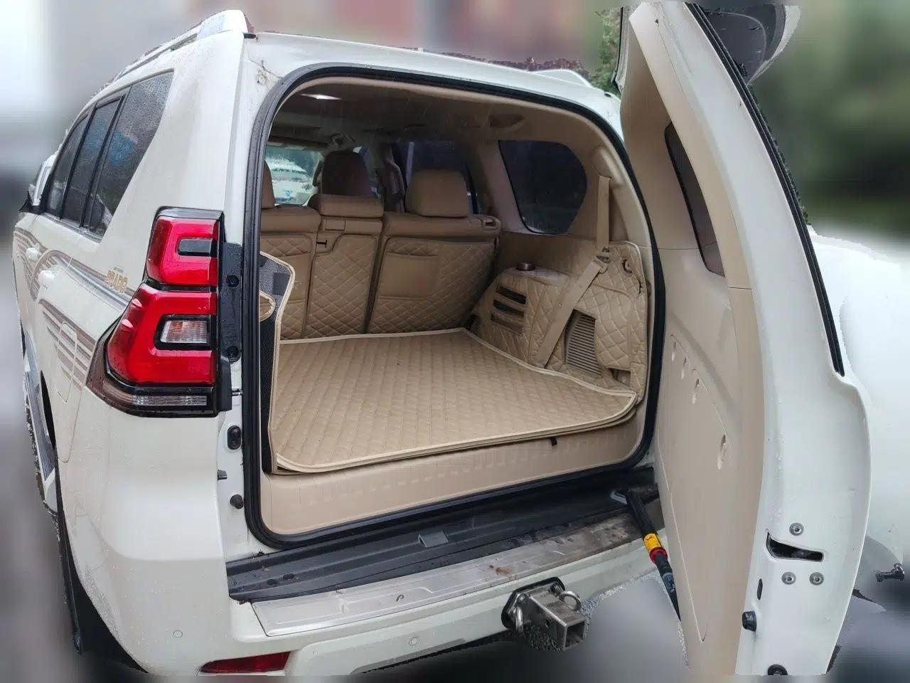 Toyota Prado Toyota Prado, automatic, 4.0-liter, 7 seats — миниатюра 19
