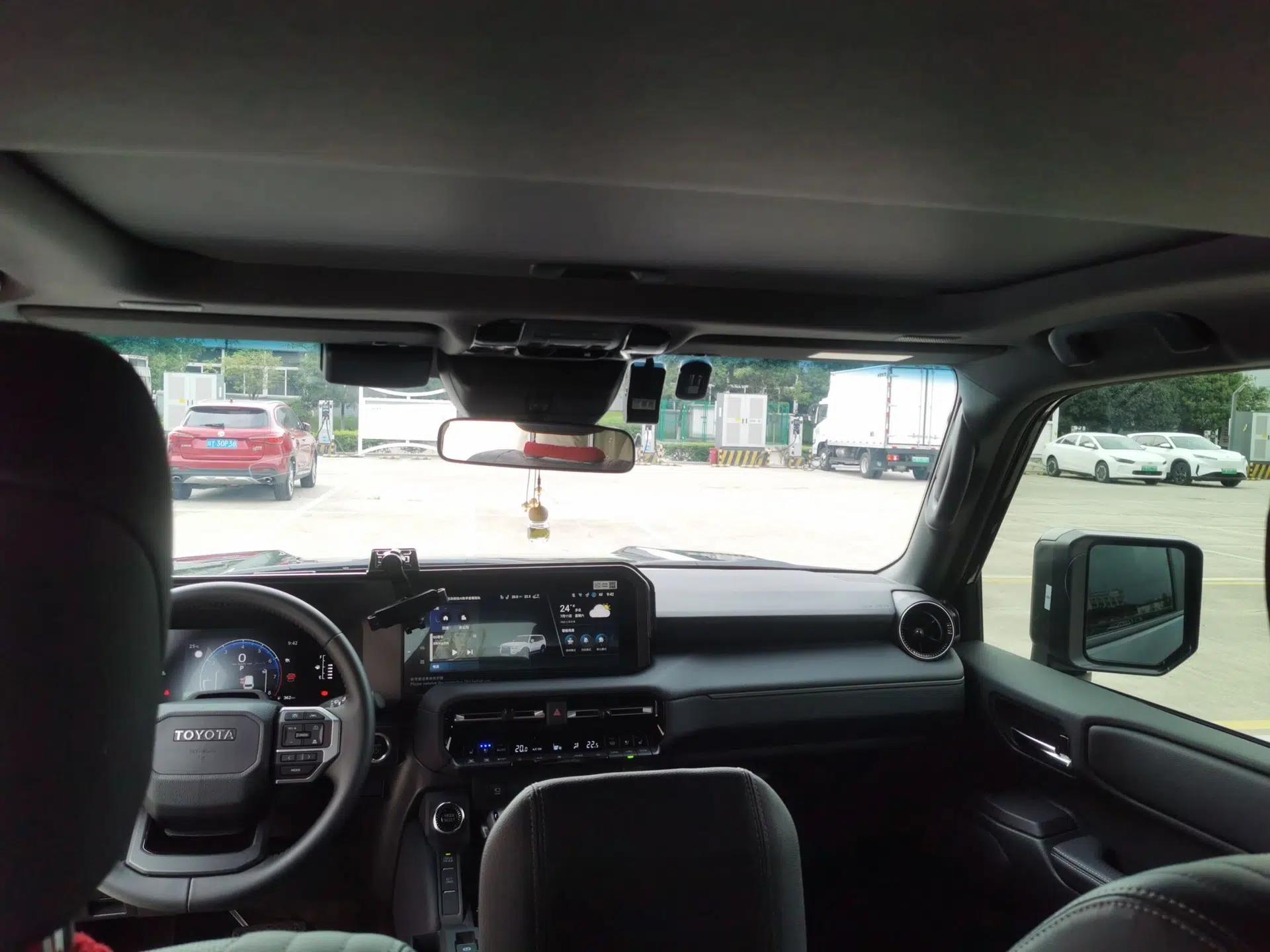 Toyota Prado 2024 2.4T All-Terrain TX Version 5 Seats — миниатюра 18