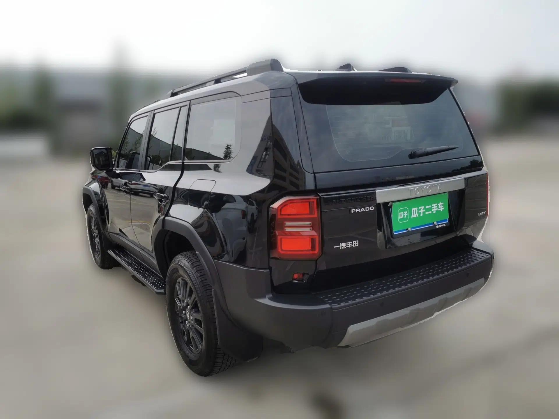 Toyota Prado 2024 2.4T All-Terrain TX Version 5 Seats — миниатюра 4