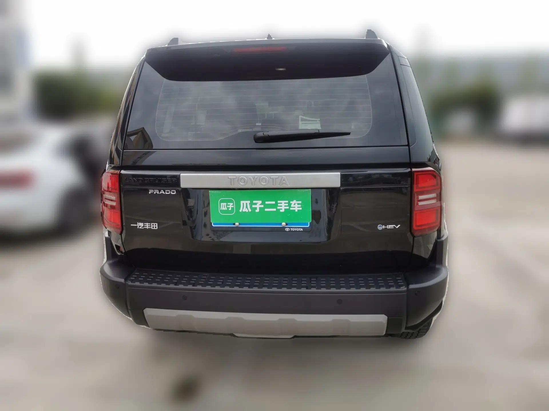 Toyota Prado 2024 2.4T All-Terrain TX Version 5 Seats — миниатюра 5