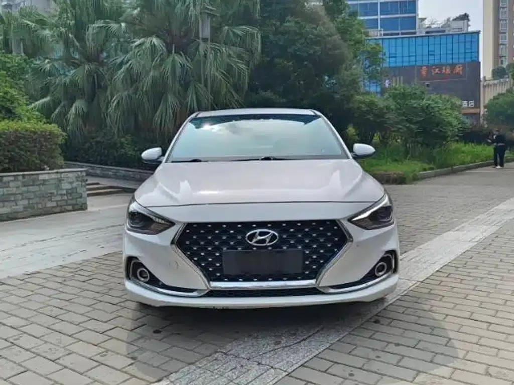 Hyundai Elantra 2018 1.6L Automatic GL (National VI Emission Standard) — миниатюра 1