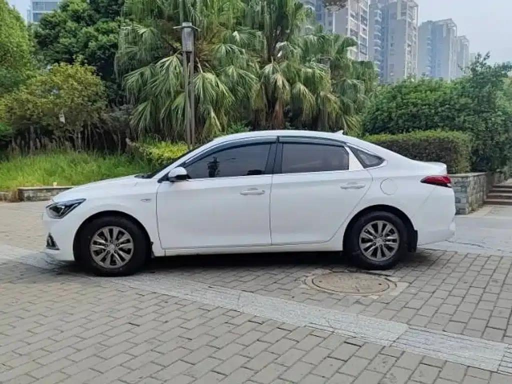 Hyundai Elantra 2018 1.6L Automatic GL (National VI Emission Standard) — миниатюра 6