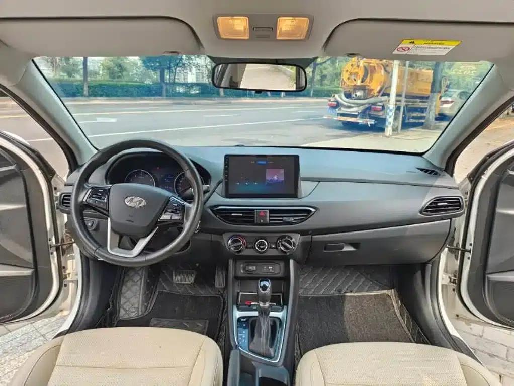 Hyundai Elantra 2018 1.6L Automatic GL (National VI Emission Standard) — миниатюра 9