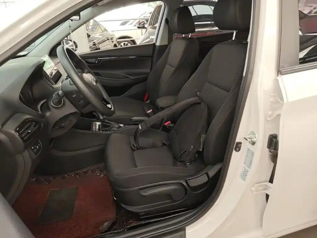 Hyundai Elantra 2020 1.6L Automatic GL Edition — миниатюра 15