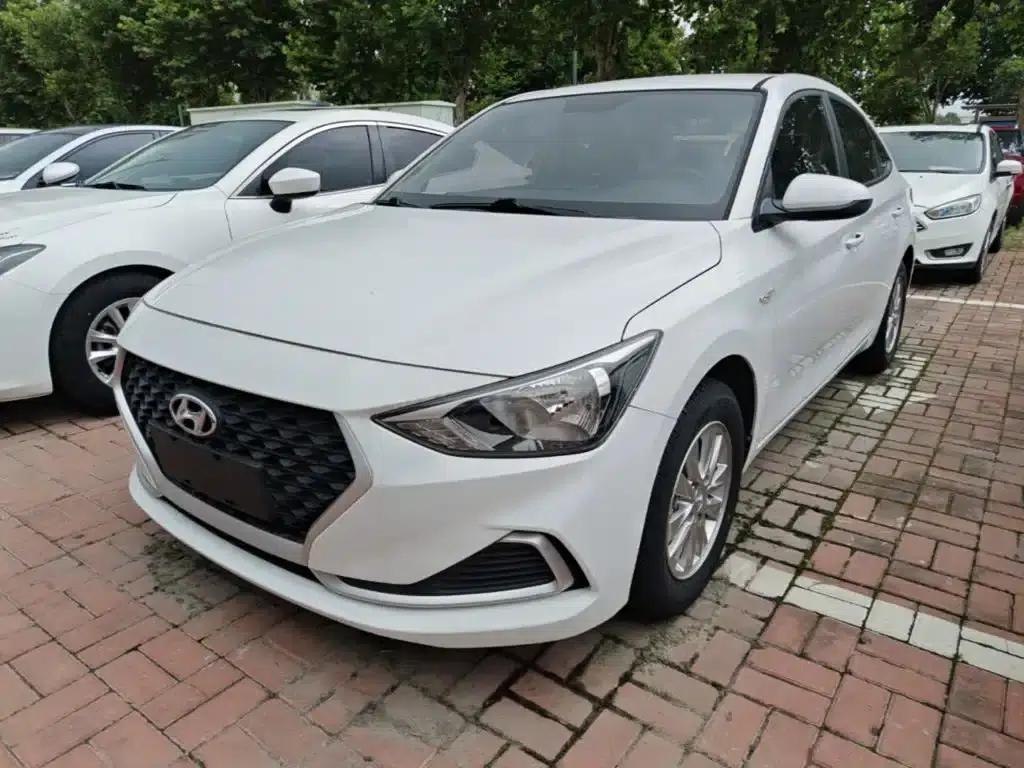 Hyundai Elantra 2020 1.6L Automatic GL Edition — миниатюра 2