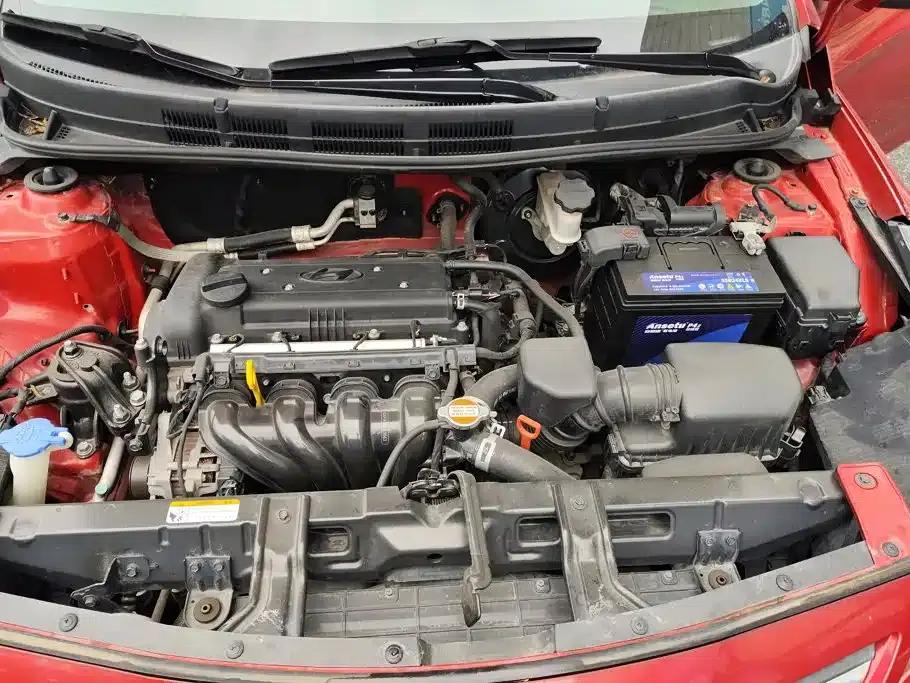 2016 Hyundai Reina 1.4L Automatic Leading Edition GLX — миниатюра 10