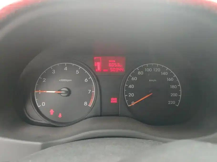 2014 Hyundai Reina 1.4L Manual Intelligent GLS — миниатюра 14