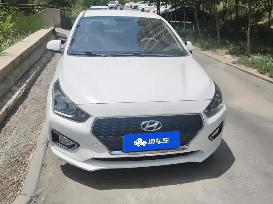 2017 Hyundai Reina 1.4L Manual Colorful Edition (National V Emission Standard) — миниатюра 2