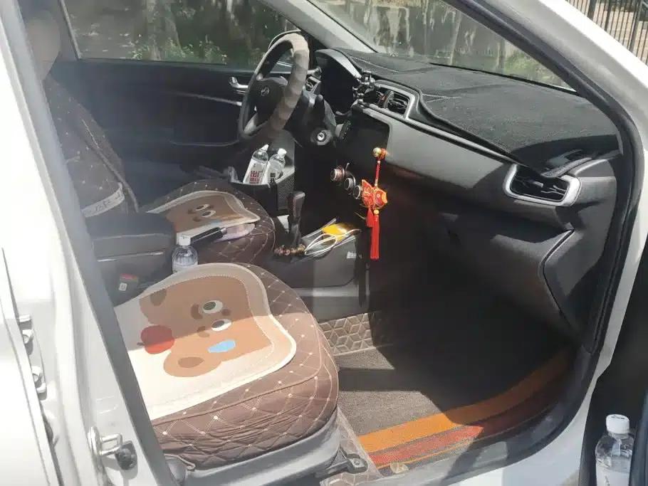2017 Hyundai Reina 1.4L Manual Colorful Edition (National V Emission Standard) — миниатюра 8