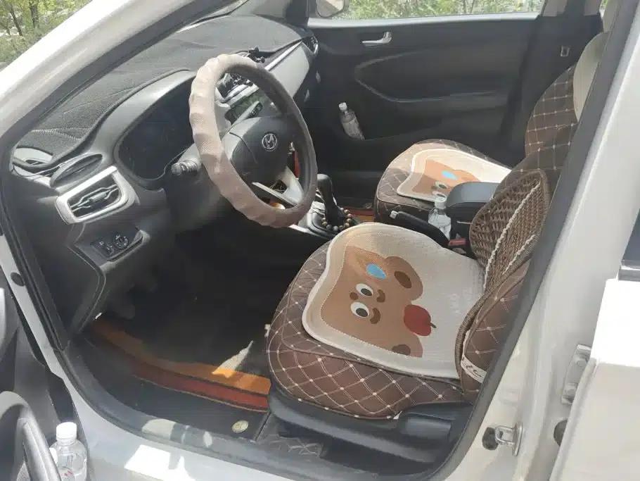 2017 Hyundai Reina 1.4L Manual Colorful Edition (National V Emission Standard) — миниатюра 9