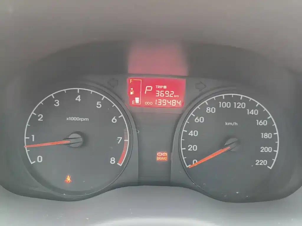 2014 Hyundai Reina 1.4L Automatic Intelligent GLS — миниатюра 12