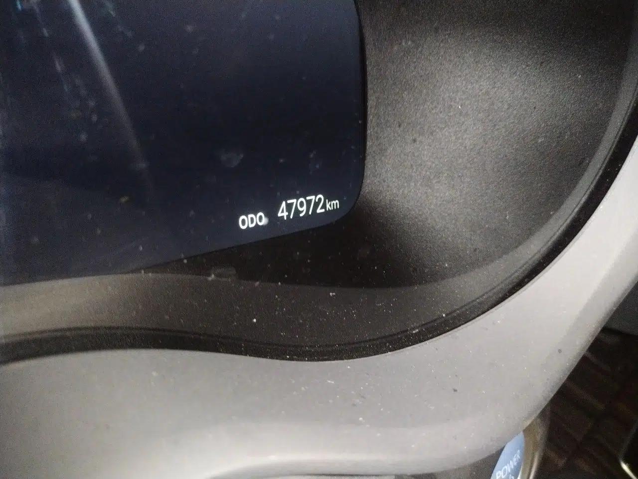 Toyota SIENNA 2021 2.5L Hybrid Platinum Edition — миниатюра 12