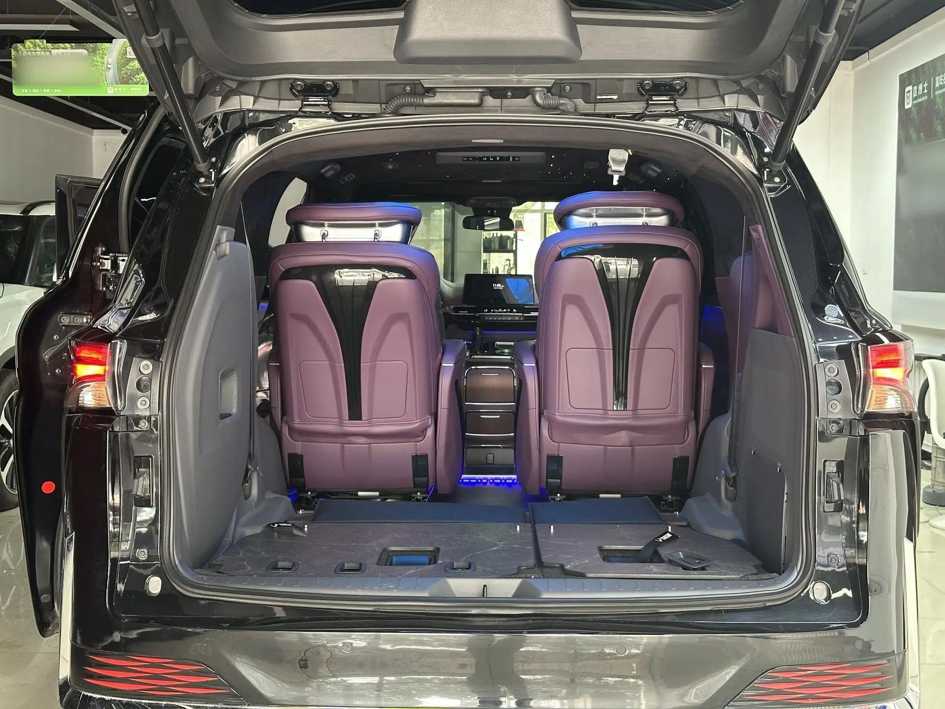 Toyota SIENNA 2024 2.5L Hybrid Comfort Edition — миниатюра 13