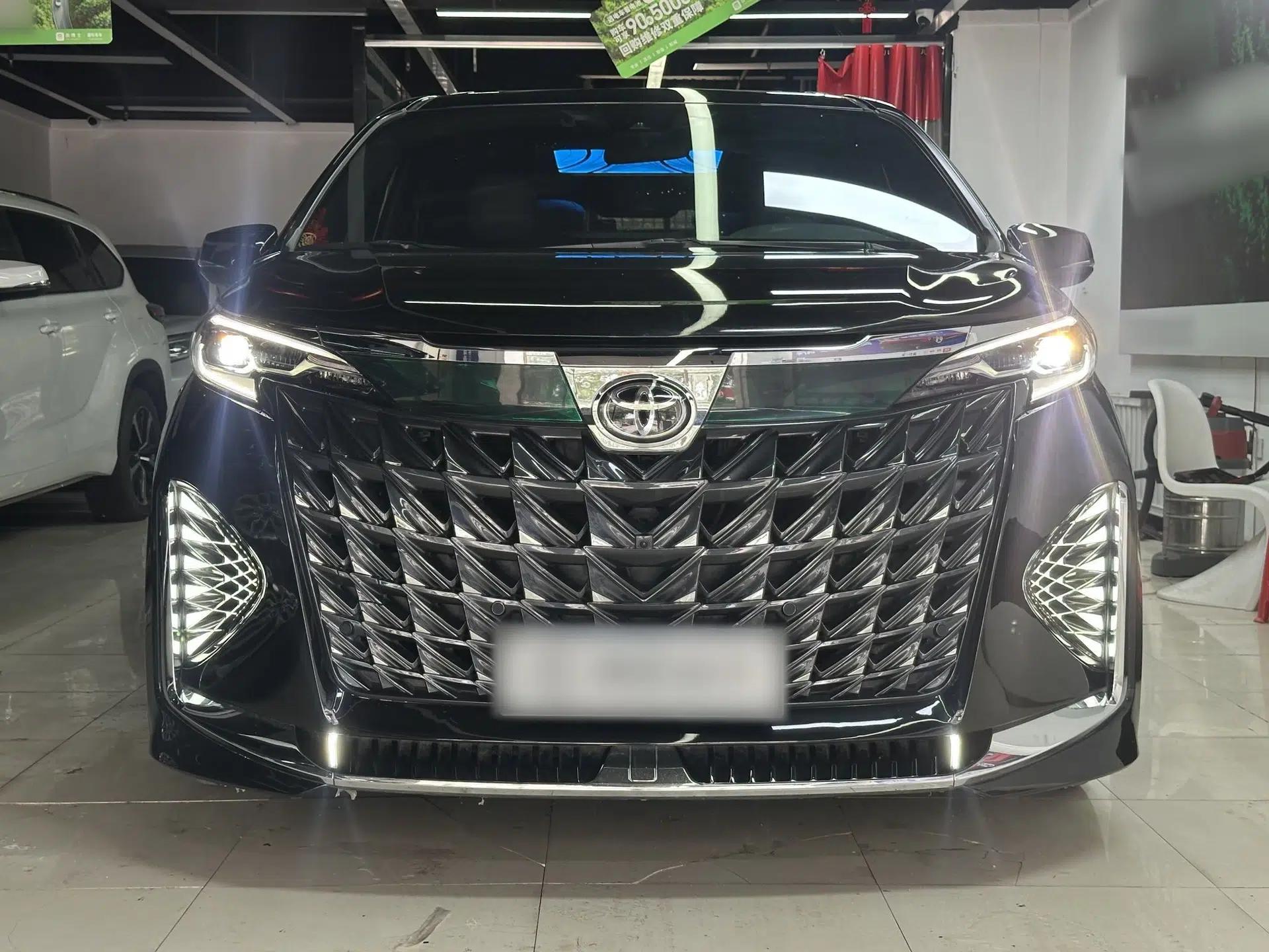 Toyota SIENNA 2024 2.5L Hybrid Comfort Edition — миниатюра 6