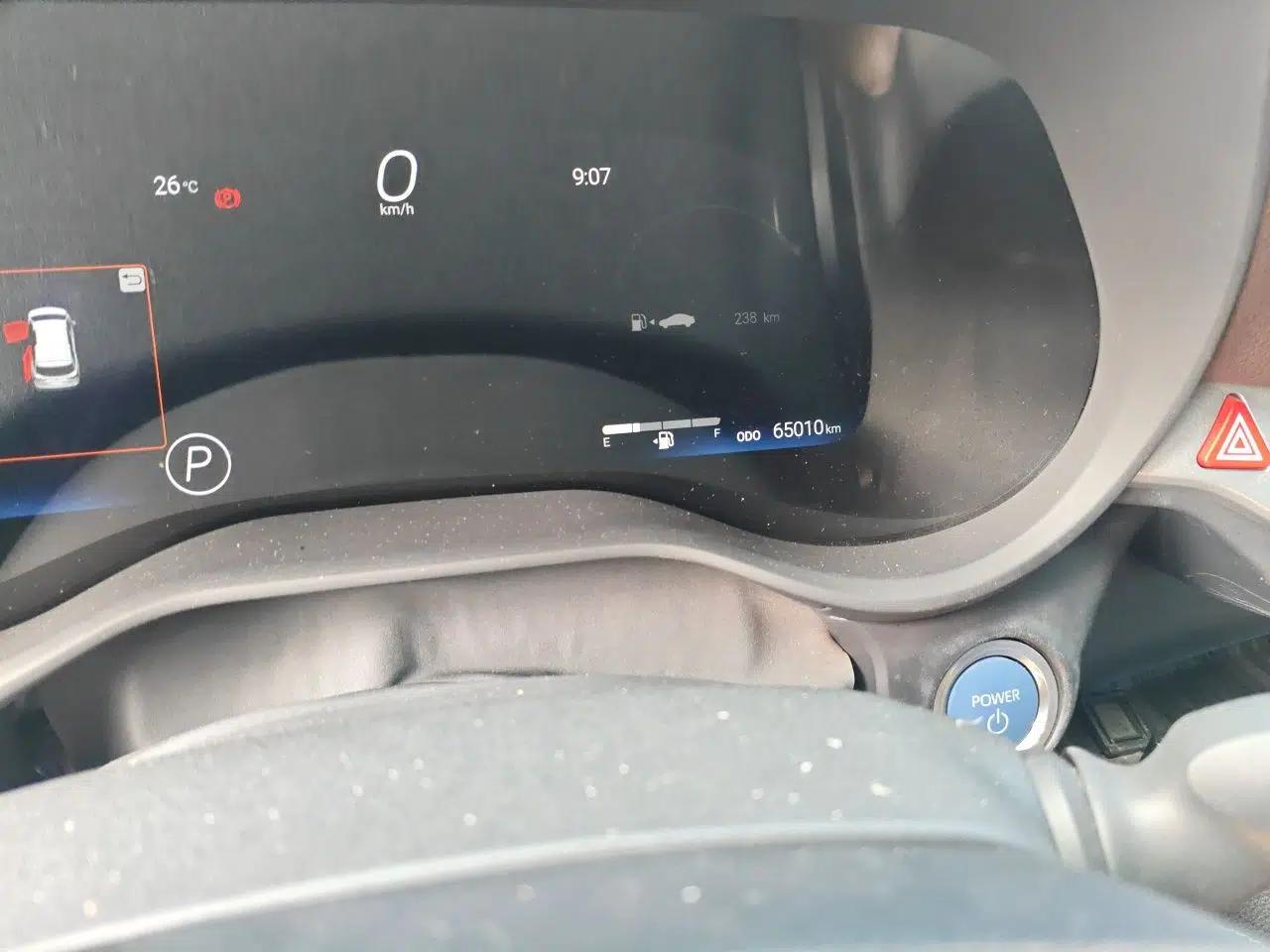 Toyota SIENNA 2021 2.5L Hybrid Platinum Edition — миниатюра 12
