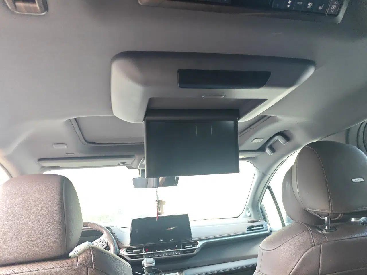 Toyota SIENNA 2021 2.5L Hybrid Platinum Edition — миниатюра 18