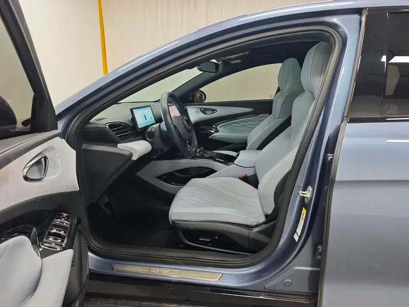 Seal 2022 550km Standard Range Rear-Wheel Drive Premium Edition — миниатюра 17