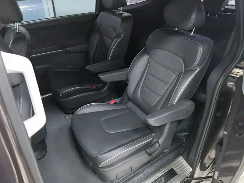 Kusto 2024 270TGDi LUX Premium Edition — миниатюра 17