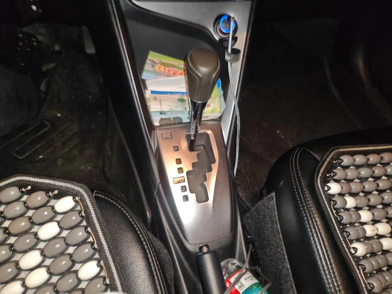 Toyota YARiS L Zhi Xuan 2014 1.5G Automatic Xuan Dong Edition — миниатюра 11