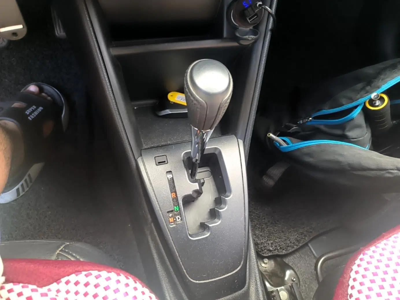 Toyota YARiS L Zhi Xuan 2016 Revised 1.5E CVT Charming Edition — миниатюра 16