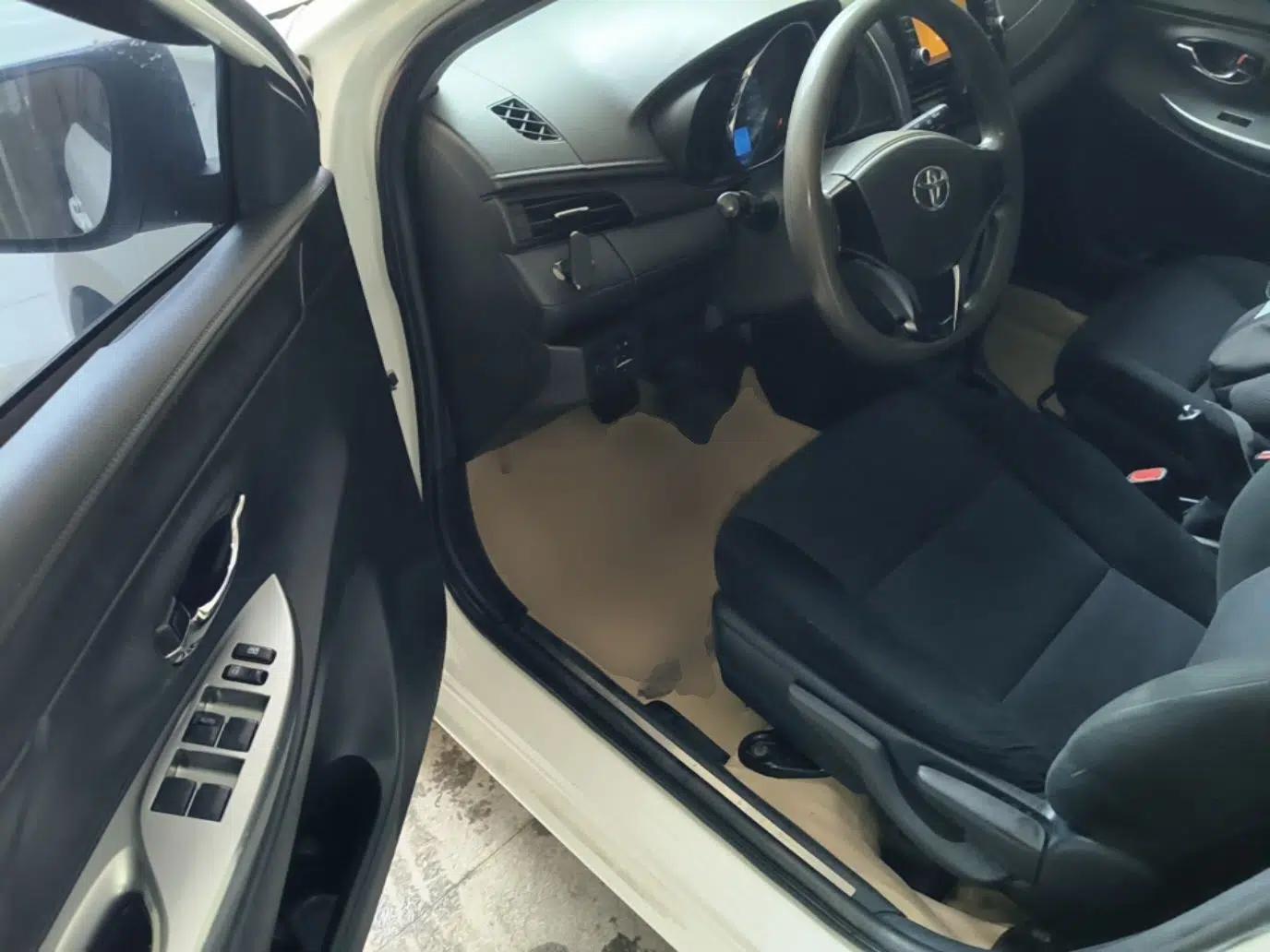 Toyota YARiS L Zhi Xuan 2015 1.5E Automatic Charm Edition — миниатюра 18
