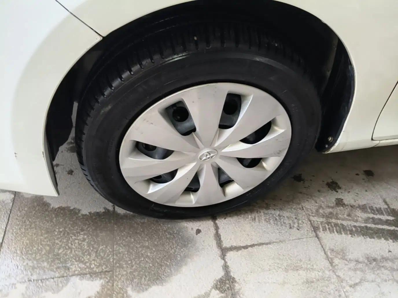 Toyota YARiS L Zhi Xuan 2015 1.5E Automatic Charm Edition — миниатюра 10