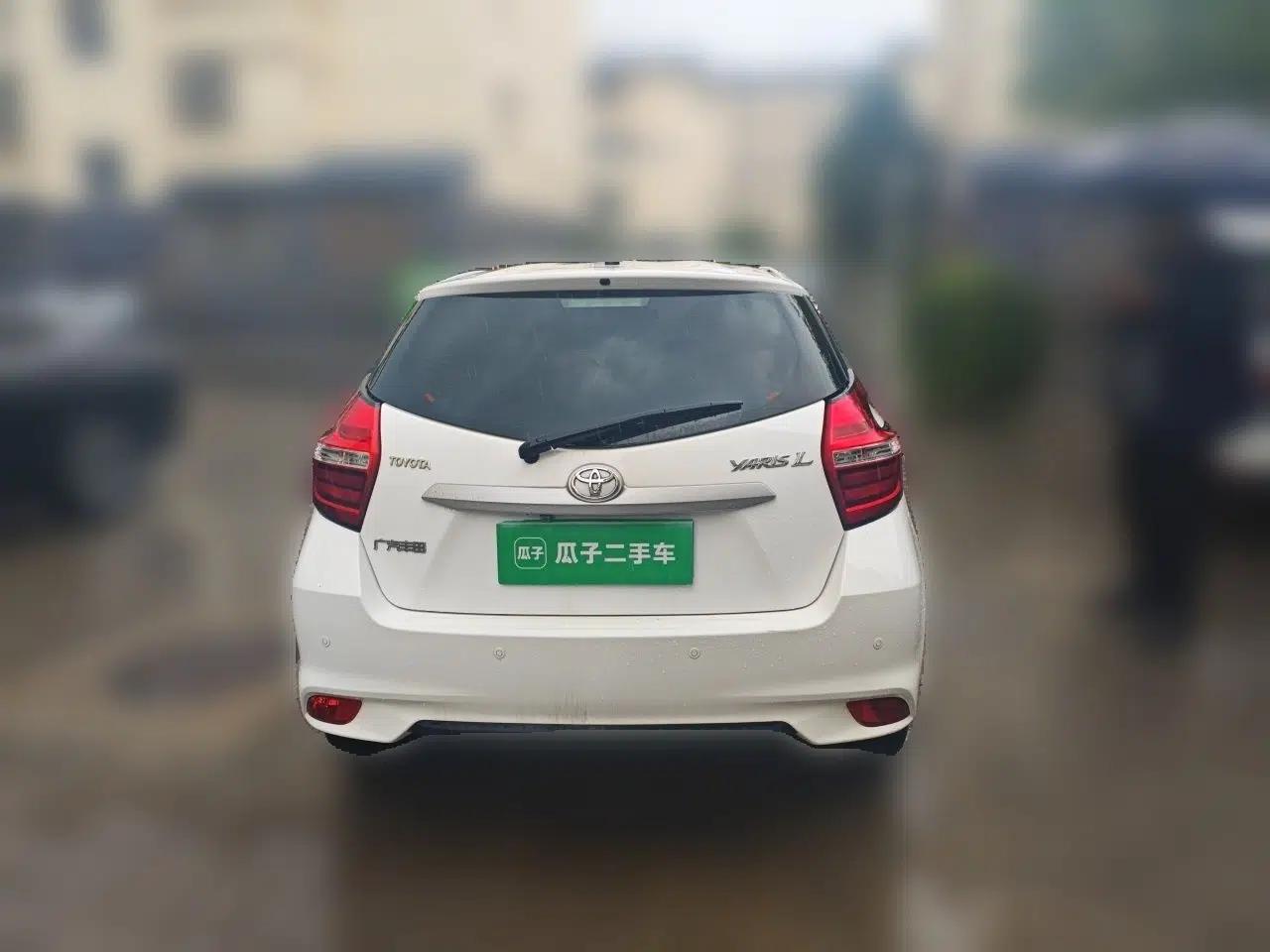 Toyota YARiS L Zhi Xuan 2016 Revised 1.5E CVT Charming Edition — миниатюра 5
