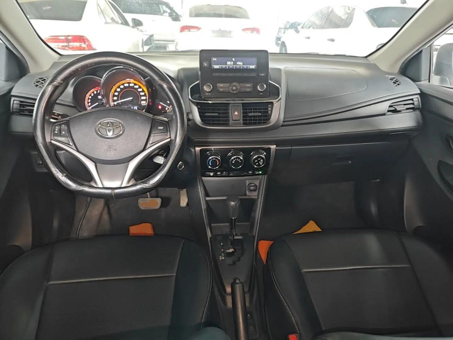 Toyota YARiS L Zhi Xuan 2022 X-Trail 1.5L CVT Leading PLUS Edition — миниатюра 12