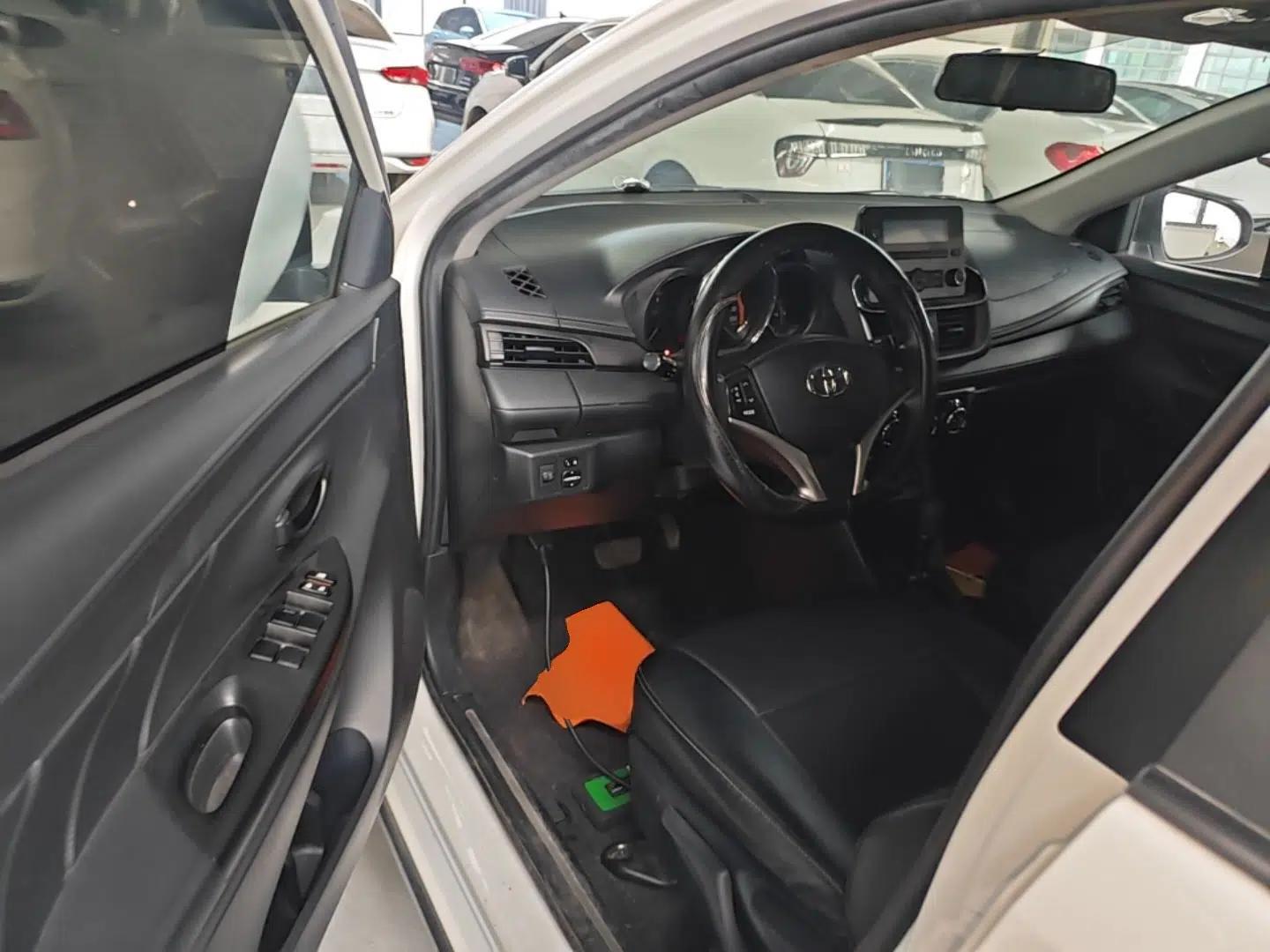 Toyota YARiS L Zhi Xuan 2022 X-Trail 1.5L CVT Leading PLUS Edition — миниатюра 18