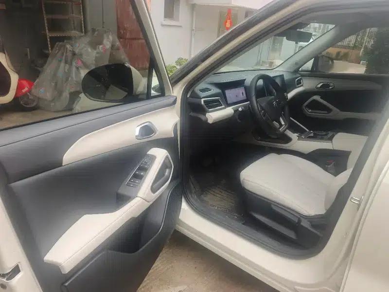 Yuan UP 2025 Smart Driving Edition 401KM Vitality Edition — миниатюра 10