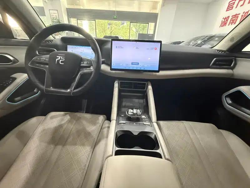 Yuan UP 2024 Model 401KM Super Edition — миниатюра 14
